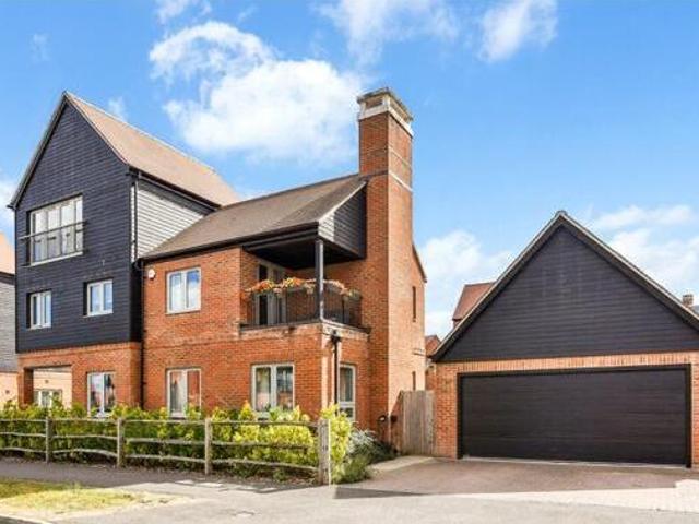 House for sale in Headbourne Worthy, Hampshire