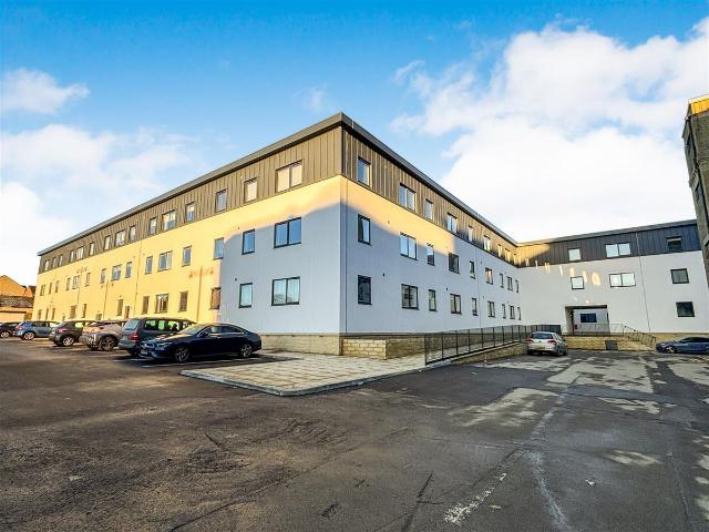 Apartment for rent in Cottingley, West Yorkshire