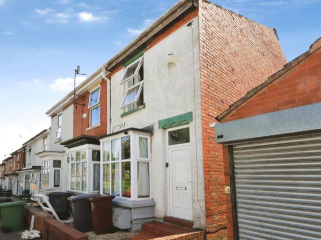 Apartment for rent in Goldthorn Hill, West Midlands