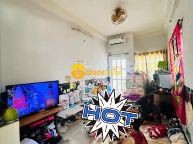 Nhà mặt phố bán