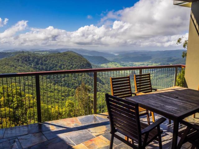 Apartment for sale in Beechmont, Queensland