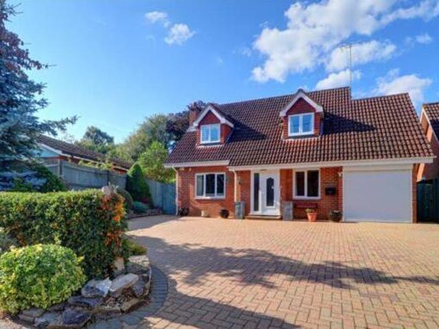 House for sale in Binscombe, Fole