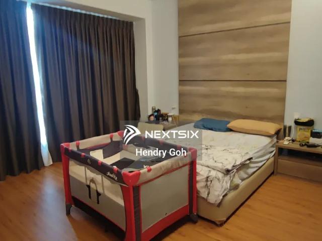 Shop for sale in Kuching