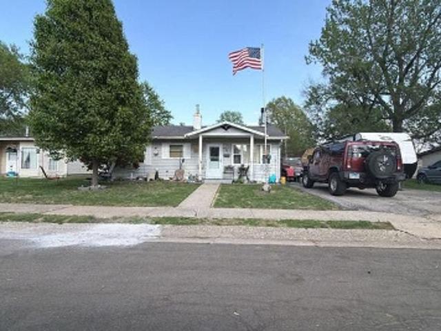 House for sale in East Saint Louis, Illinois