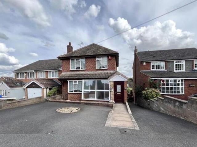 House for sale in Brierley Hill, West Midlands