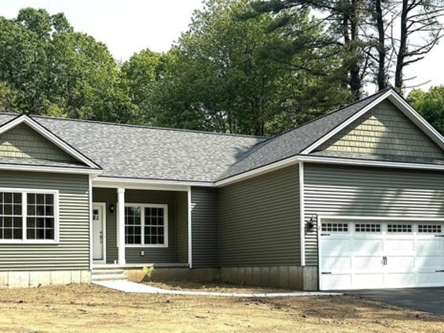 House for sale in Fort Edward
