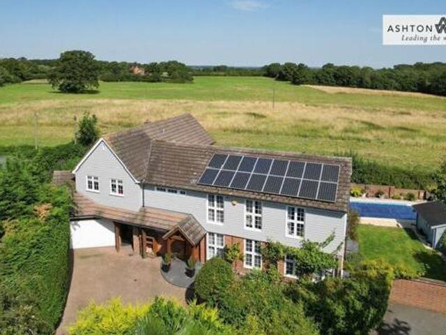 House for sale in City of London, Greater London