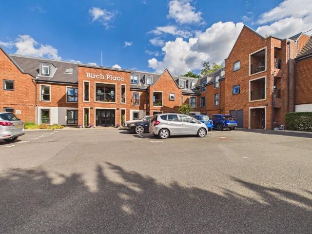 Apartment for rent in Buckler's Park, Crowthorne