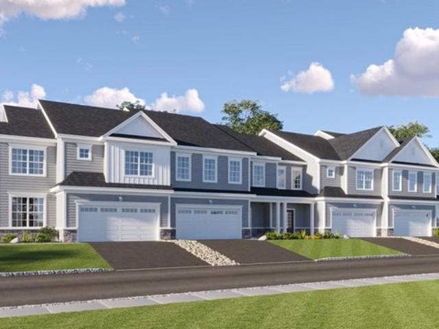 Townhouse for sale in East Hanover, New Jersey