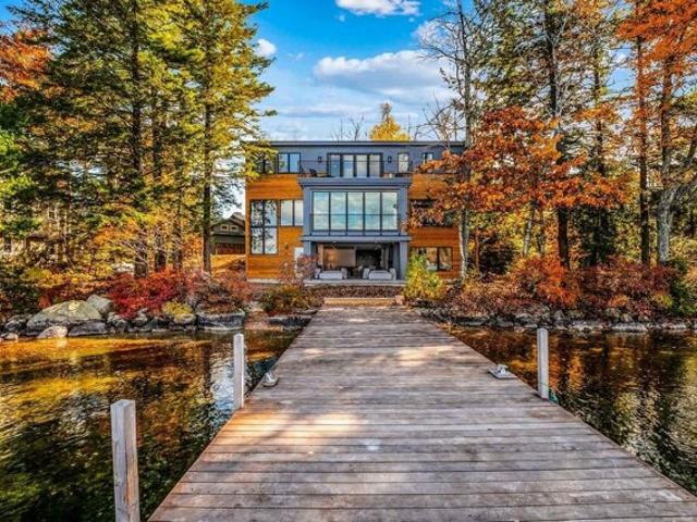 House for sale in Sunapee