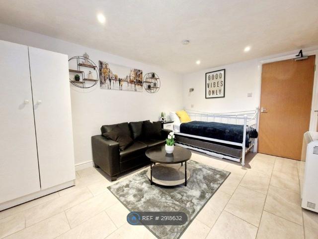 Studio for rent in Georgia, Greater Manchester