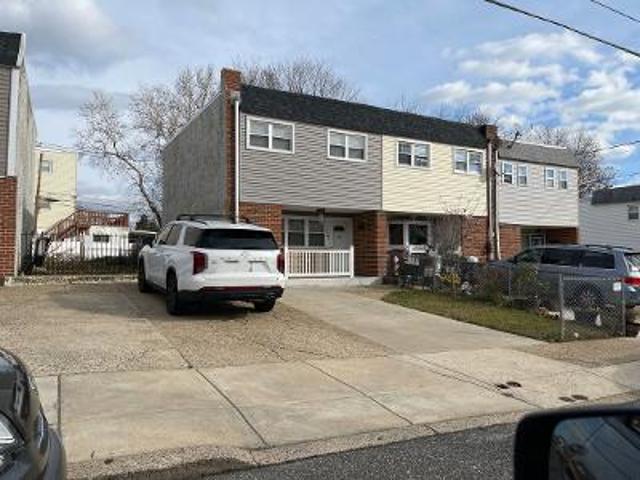 Condo for sale in Philadelphia, Pennsylvania