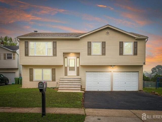 House for sale in Edison, New Jersey