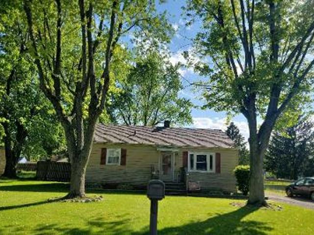 House for sale in Crown Point, Indiana