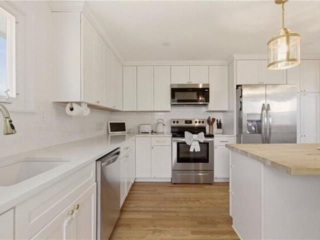 House for sale in Portsmouth, Rhode Island