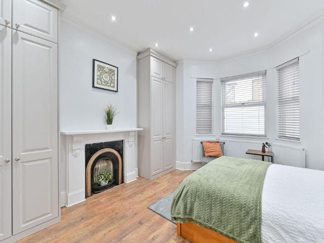 Apartment for rent in London Borough of Croydon, Greater London