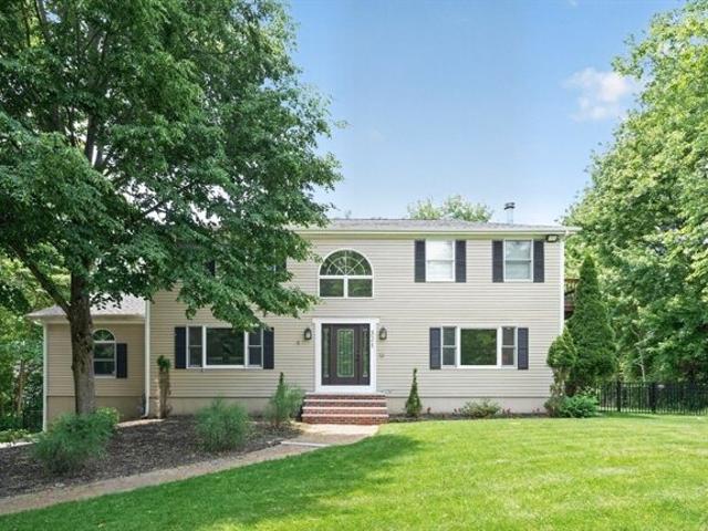 House for sale in Hanson, Massachusetts