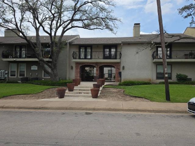 Condo for sale in Dallas, Texas