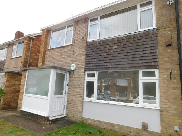 House for rent in Round Green, Luton