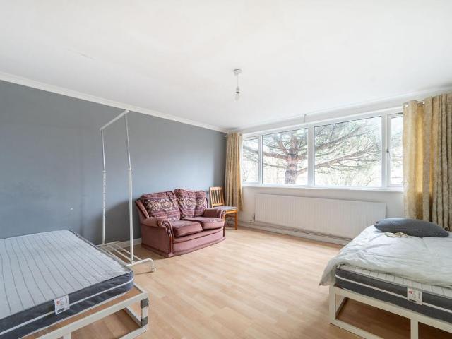 Apartment for rent in London Borough of Brent, Greater London