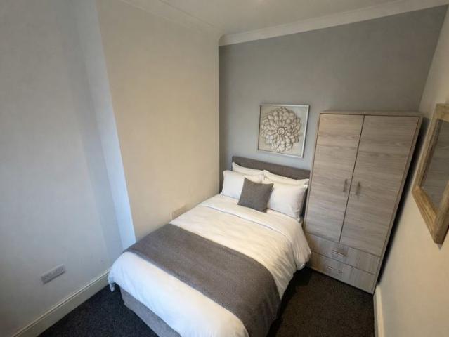 Room for rent in Hanley, Stoke-on-Trent