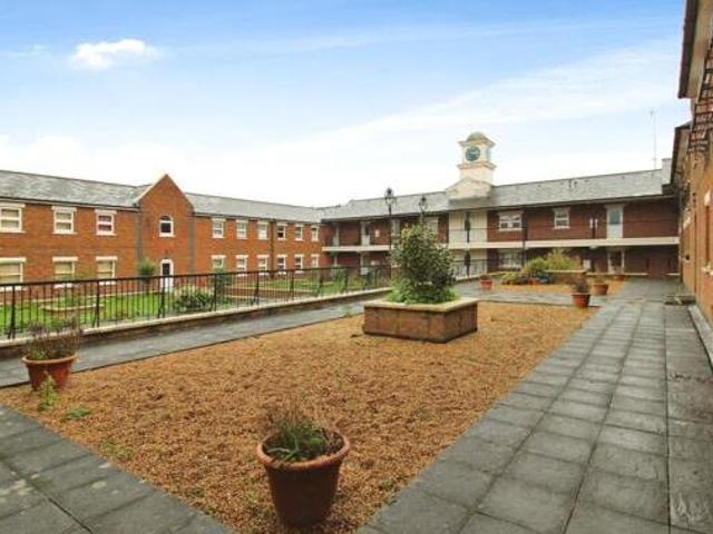 House for sale in Aldershot, Hampshire
