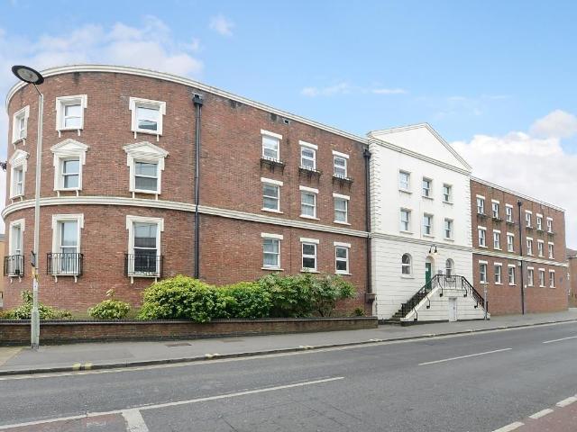 Apartment for rent in Cargate, Aldershot