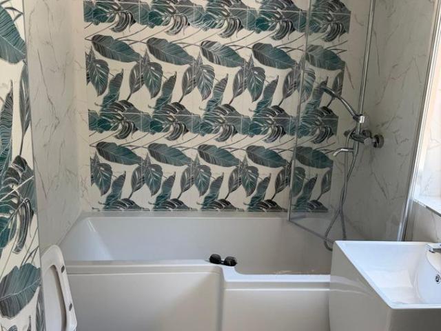 House for rent in Langley Village, West Midlands