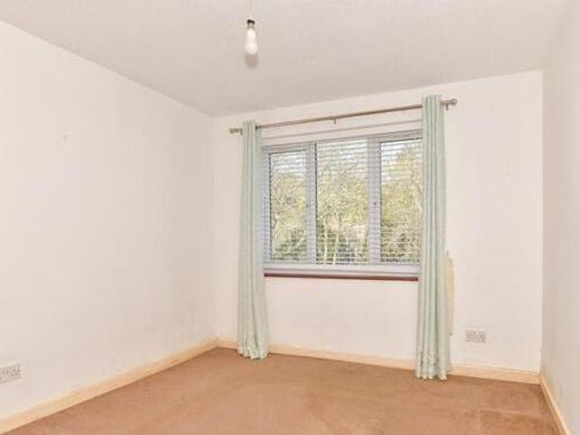 House for sale in Chatham Docks, Chatham