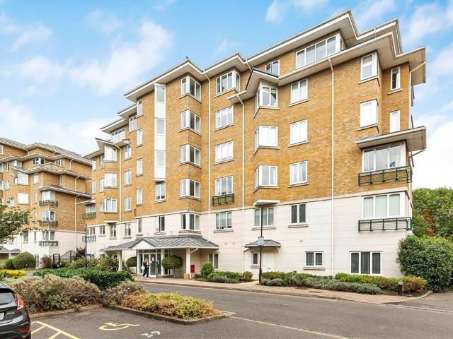 House for rent in London Borough of Richmond upon Thames, Greater London