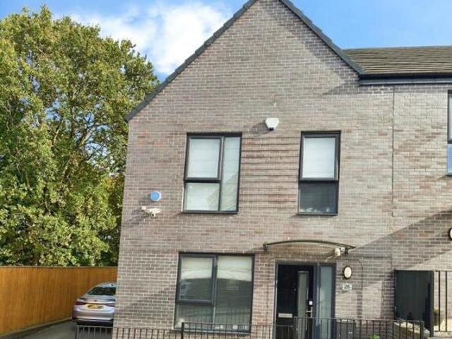 House for sale in Page Hall, South Yorkshire