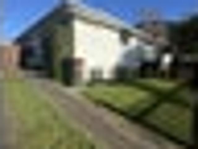 Townhouse for rent in Pauatahanui, Wellington