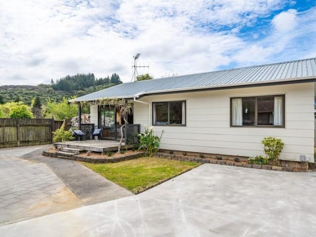 House for rent in Emerald Hill, Upper Hutt