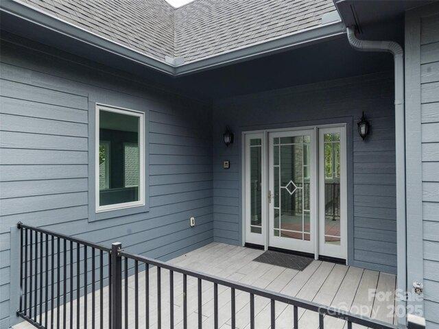 House for sale in Etowah, North Carolina