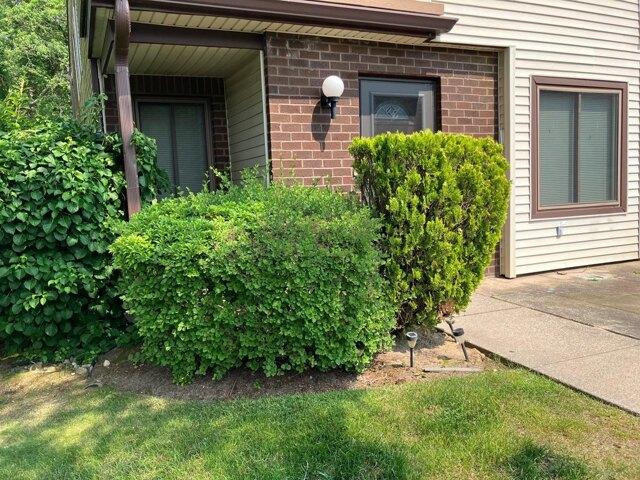 Condo for sale in Coram