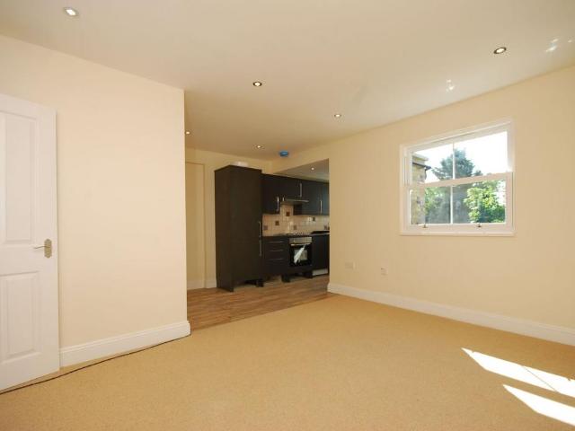 Apartment for rent in Friary Estate, Greater London