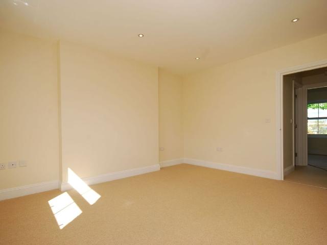 Apartment for rent in Friary Estate, Greater London