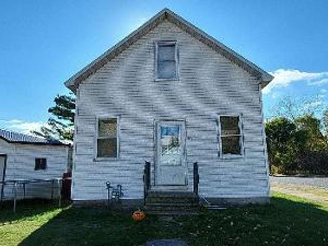 House for sale in Marinette, Wisconsin