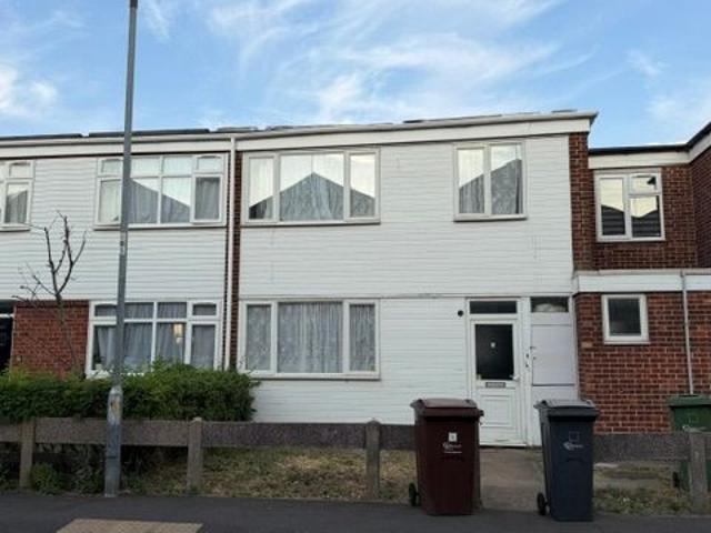 House for rent in Dagenham, Greater London