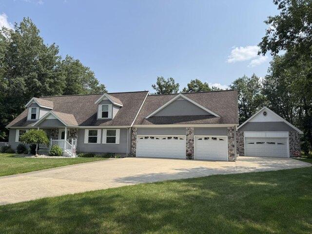 House for sale in Grayling House for sale in Grayling