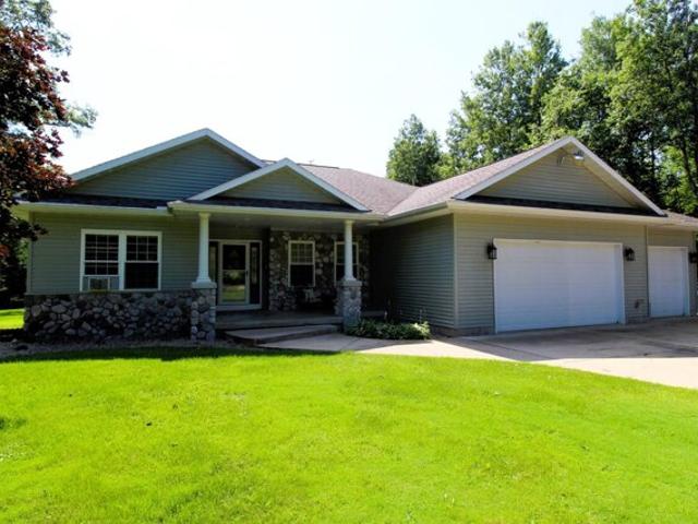 House for sale in Grayling, Michigan