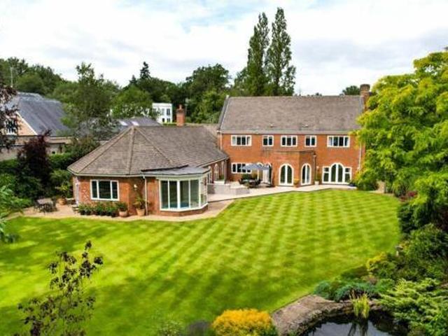 House for sale in Surrey