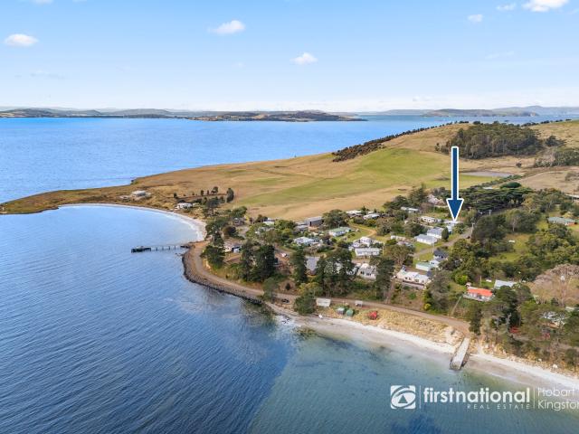 House for sale in Dennes Point, Tasmania