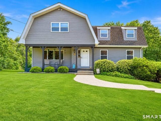 House for sale in Shelton, Connecticut