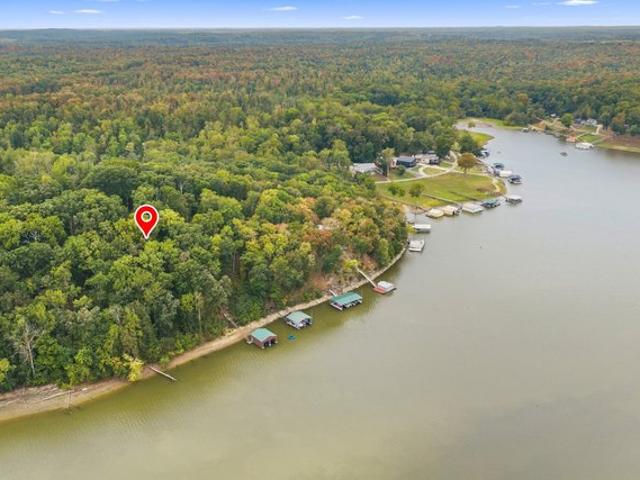 Land for sale in Parsons, West Tennessee