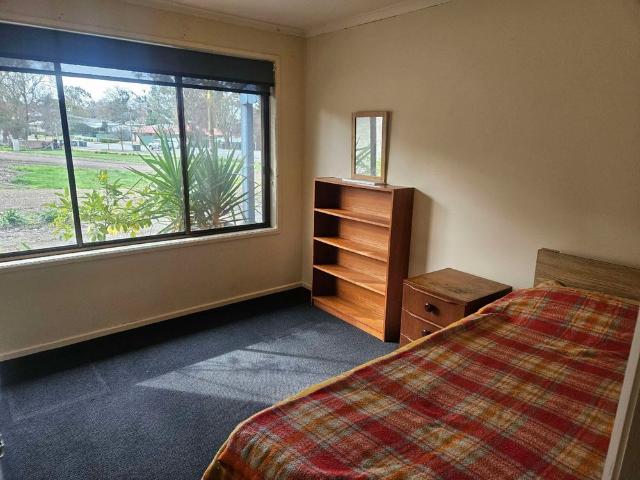 Room for rent in Horseshoe Creek, South Australia