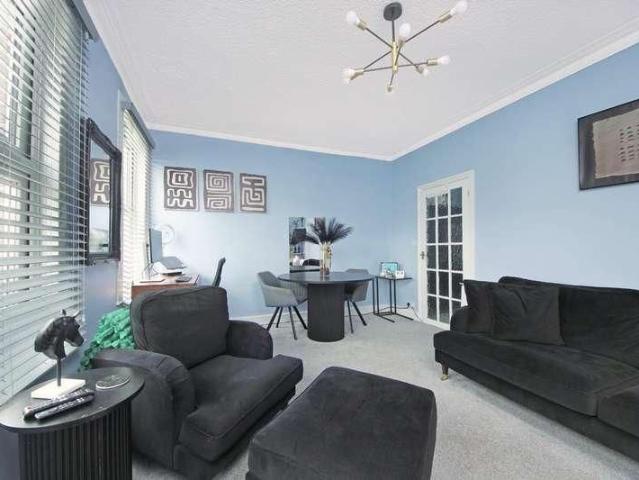 Apartment for rent in London Borough of Ealing, Greater London