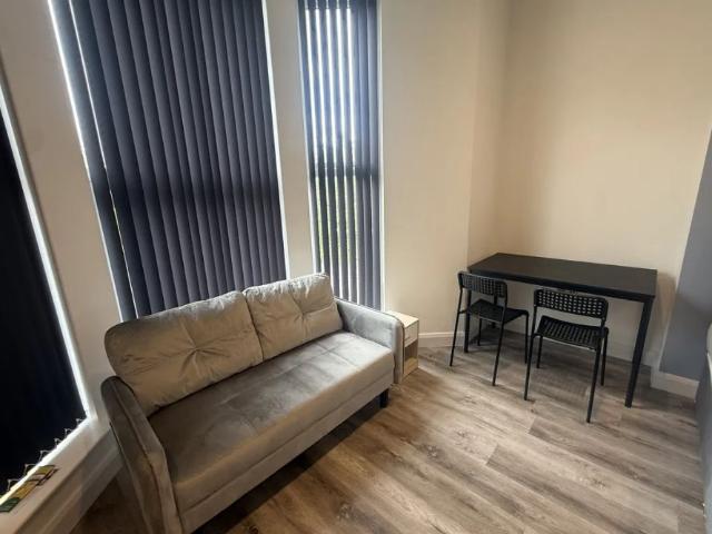 Apartment for rent in Birkby, Huddersfield