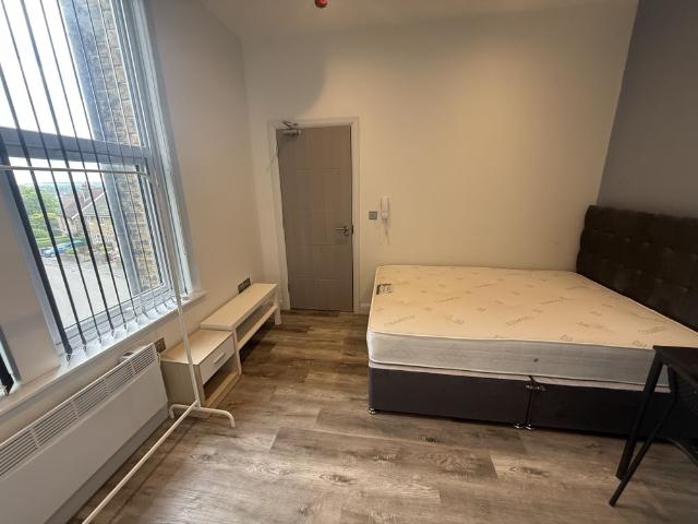Apartment for rent in Birkby, Huddersfield