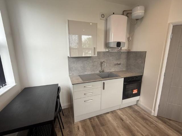 Apartment for rent in Birkby, Huddersfield